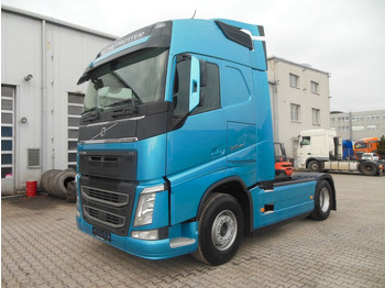Tractor VOLVO FH13 540
