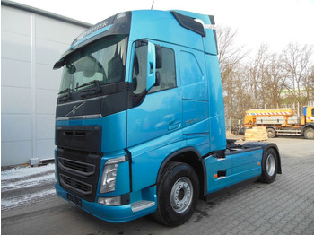 Tractor VOLVO FH13 540