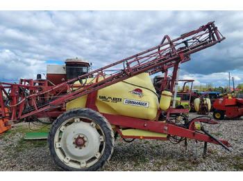 Pulverizador de arrastar HARDI