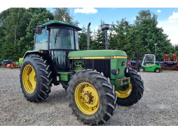 Trator John Deere 3050: foto 2