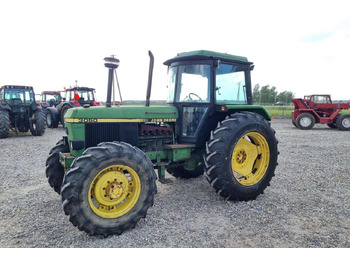 Trator John Deere 3050: foto 3