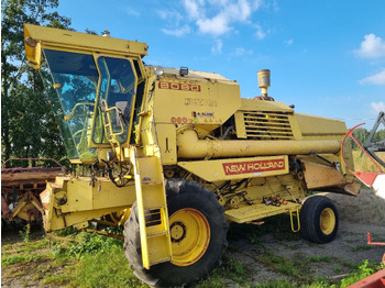 Ceifeira debulhadora NEW HOLLAND