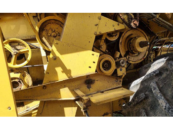 Ceifeira debulhadora New Holland TX36: foto 5