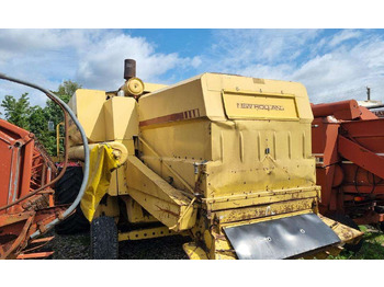 Ceifeira debulhadora New Holland TX36: foto 3