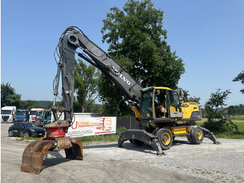 Escavadeira VOLVO EW210D