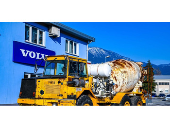 Camião betoneira VOLVO A25C