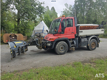 Veículo limpa-neves UNIMOG