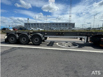 Semi-reboque transportador de contêineres/ Caixa móvel FRUEHAUF