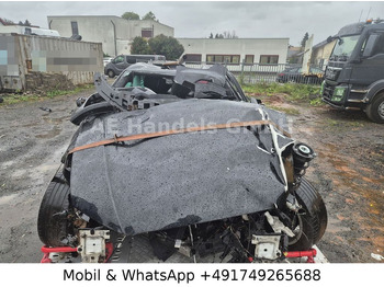 Sedan Audi A3 TDI 2.0 S Line *Manual/Xenon/Totalschaden Audi A3 TDI 2.0 S Line *Manual/Xenon/Totalschaden: foto 3