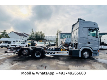 Camião transportador de contêineres/ Caixa móvel Scania S450 HighLine BDF *Retarder/Lenk+Lift/Multi/LBW: foto 2