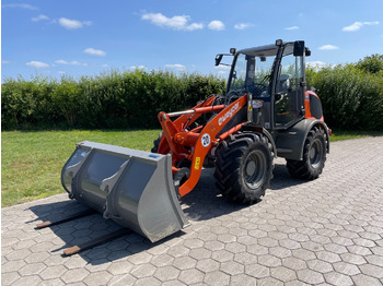 Pá carregadora de rodas ATLAS