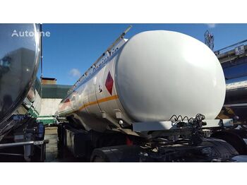Semi-reboque cisterna para transporte de combustível COBO Fuel 40000 litres Pump and meter: foto 1