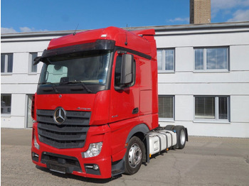 Tractor MERCEDES-BENZ Actros 1845