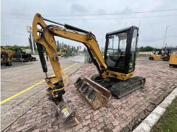 Escavadora de rastos CATERPILLAR 302.7DCR
