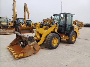 Pá carregadora de rodas CATERPILLAR 906M