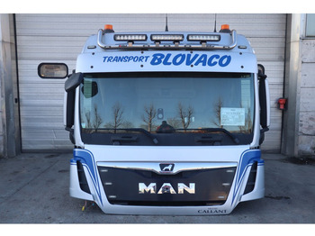 Cabine e interior MAN TGX