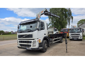 Camião de caixa aberta/ Plataforma VOLVO FM 330