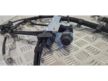 Motor e peças para Máquina de construção JCB 320/09890 engine Harness Tier 4 interim: foto 3