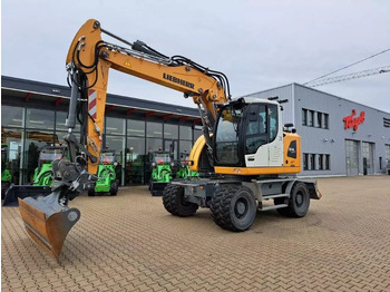Escavadeira de rodas LIEBHERR A 914