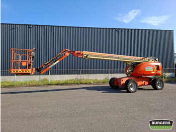 Plataforma telescópica JLG