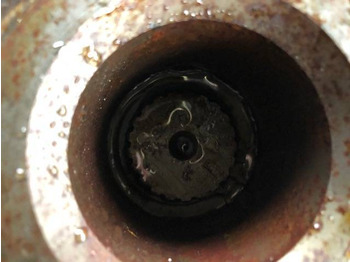 Eixo e peças para Máquina agrícola Claas Targo K50 - Obudowa Mostu: foto 2 Eixo e peças para Máquina agrícola Claas Targo K50 - Obudowa Mostu: foto 2