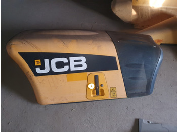 Capô JCB