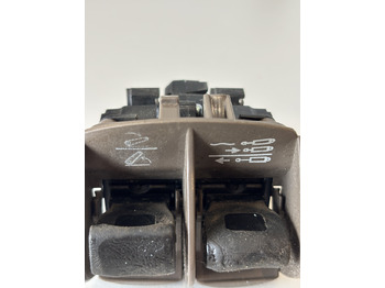 Sensor para Máquina agrícola John Deere seria 6000 7000 8000 R - przełącznik tylnego TUZa RE588391 RE586552: foto 2 Sensor para Máquina agrícola John Deere seria 6000 7000 8000 R - przełącznik tylnego TUZa RE588391 RE586552: foto 2