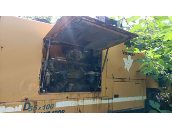 Máquina de perfuração direcional 2002 VERMEER NAVIGATOR D55X100: foto 4