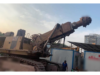 Escavadora de rastos CATERPILLAR