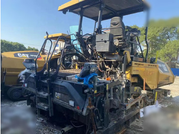 Acabadora CATERPILLAR AP655F