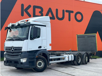 Camião chassi MERCEDES-BENZ Antos 2545