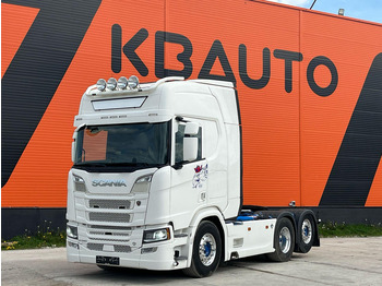 Tractor SCANIA R 580