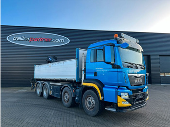 Camião basculante MAN