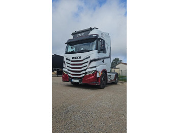 Tractor IVECO S-WAY