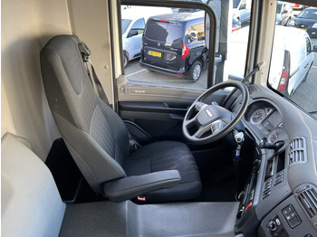 Camião furgão DAF CF 260 FA / 18 Ton / 147 dkm / Box 7.5 mtr / Laadklep / APK 05-25: foto 3