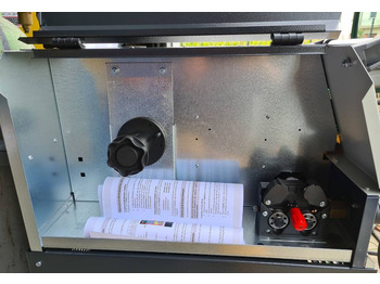 Equipamento para soldagem novo SPAWARKA MIG WELDKAR 300 Synergic 300A: foto 5