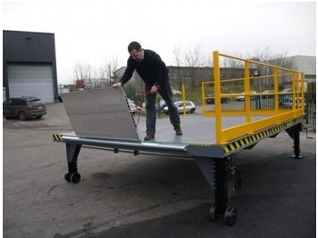 Rampa de carregamento novo Mobil Loading Table AZ RAMP-SIMPLY 90 -8 T Capacity: foto 3