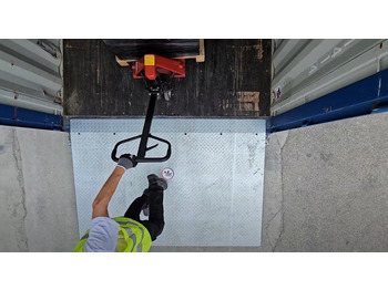 Rampa de carregamento novo container loading ramp.AZ RAMP - Type: HCRY-08 INOX, 8 ton capacity: foto 4