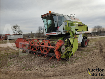 Ceifeira debulhadora CLAAS Dominator 108