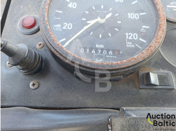 Camião de caixa aberta/ Plataforma, Camião grua Magirus 130 M 8: foto 5