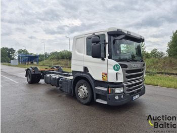 Camião chassi SCANIA P 450