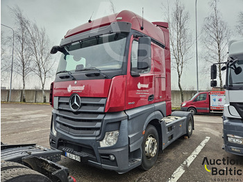 Tractor MERCEDES-BENZ Actros 1842