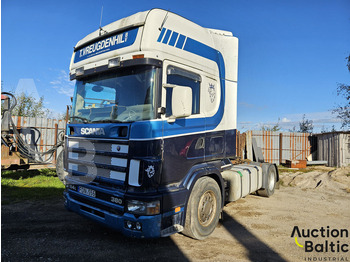 Tractor SCANIA R114