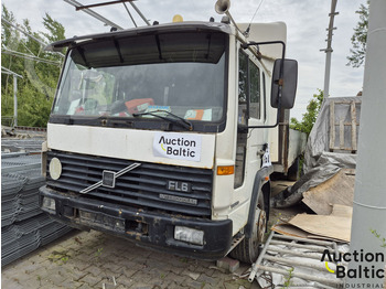 Camião de caixa aberta/ Plataforma VOLVO FL6