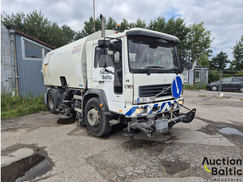 Varredora urbana VOLVO FL