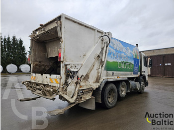 Caminhão de lixo Volvo FM7: foto 3 Caminhão de lixo Volvo FM7: foto 3
