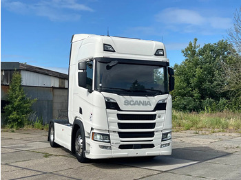 Tractor SCANIA R 450