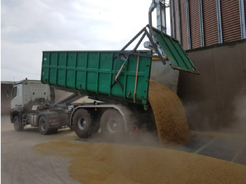 Semi-reboque transportador de contêineres/ Caixa móvel