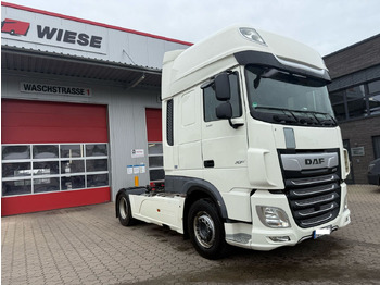 Tractor DAF XF 530