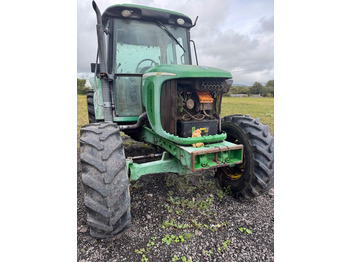 Trator JOHN DEERE 6320